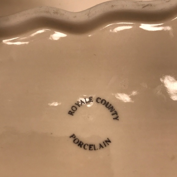 Beautiful butterfly jewelry holder - Picture 3 of 4